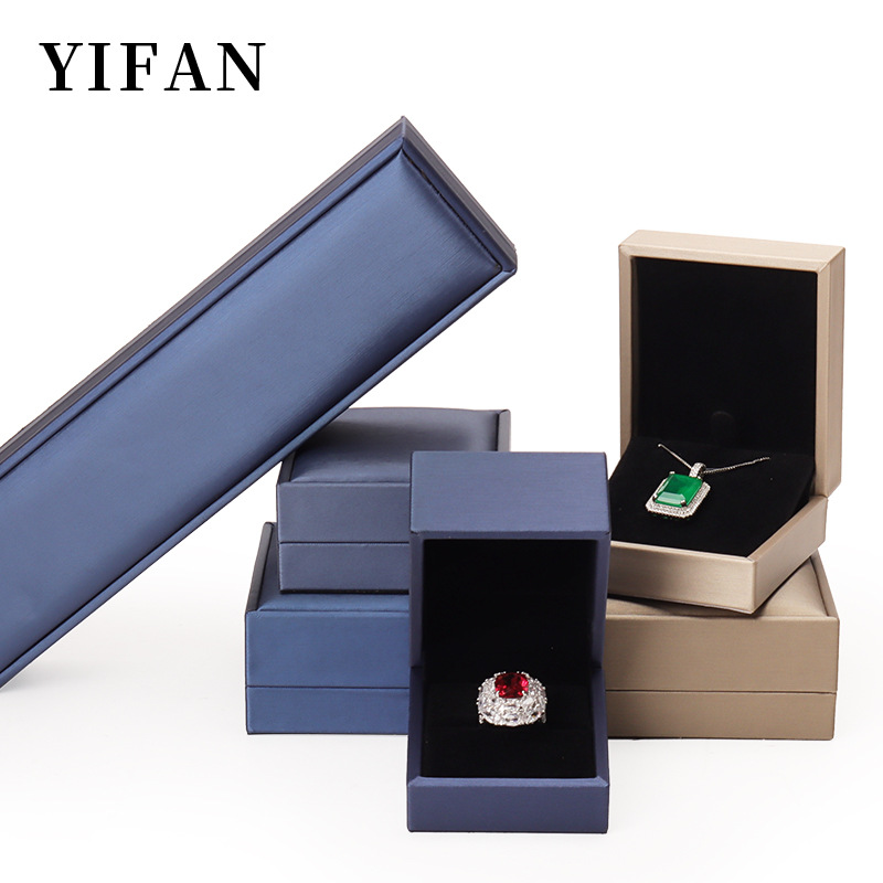 Brushed leather jewelry box necklace box pendant ring box bracelet box pendant box jewelry box wholesale
