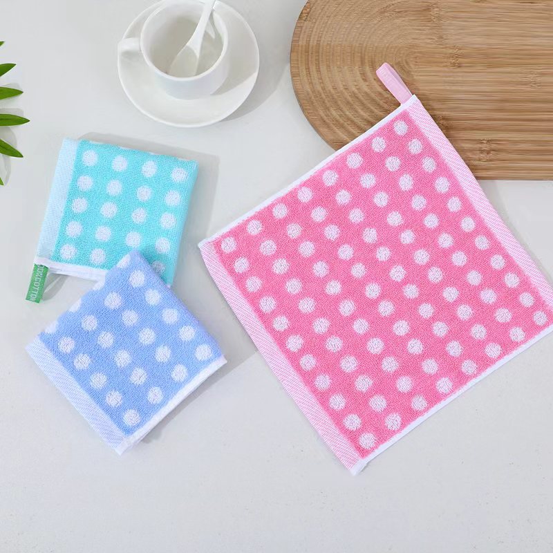 Pure Cotton Polka Dot Jacquard Small Towel 25*25 Kindergarten Baby Hand Towel Hook Yarn-Dyed Square Towel Custom Logo