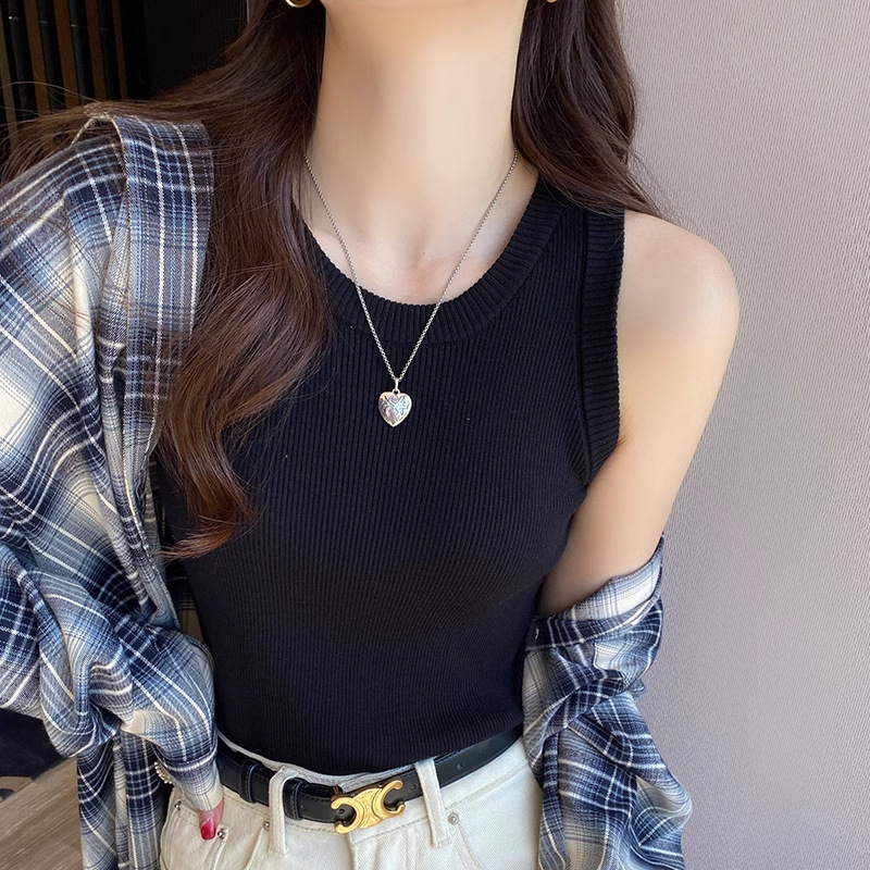 Picture of Knitted Camisole Women's Inner Wear 2025 Summer New Wide Shoulder Bottoming Slim Sleeveless Outer Wear Breast-Covering Top
