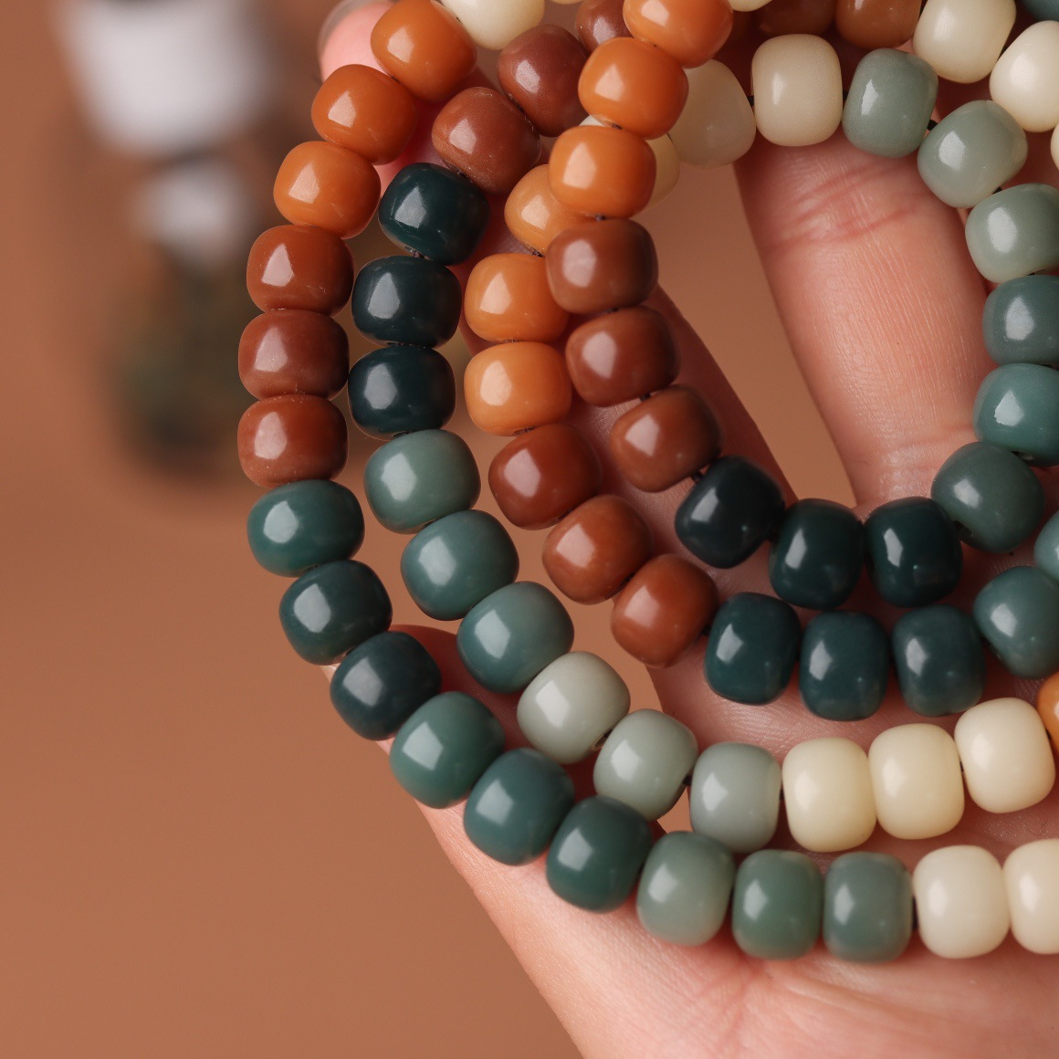Picture of Dunhuang wentian Gradient White Jade Bodhi Root Bracelet Bracelet DIY Lotus Sachet Pendant Running Ring Holding Buddha Beads