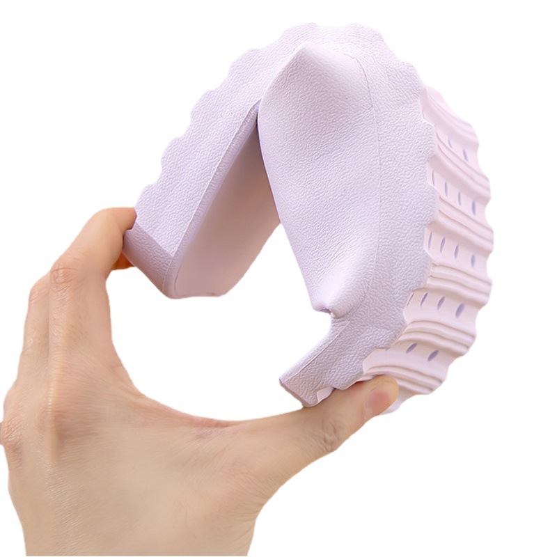 Feeling Slippers for Stepping on Poop Slippers for Hotel Hot Spring Club Women's Summer Couple's Indoor Silent Slippers