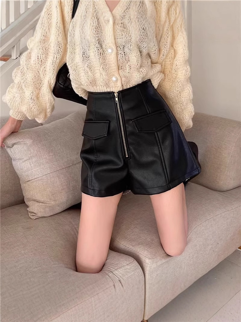 Puleather Shorts Women's Autumn and Winter 2024 New High Waist Slimming Loose Wide Leg Shorts Outwear Casual A- Shoes Pants