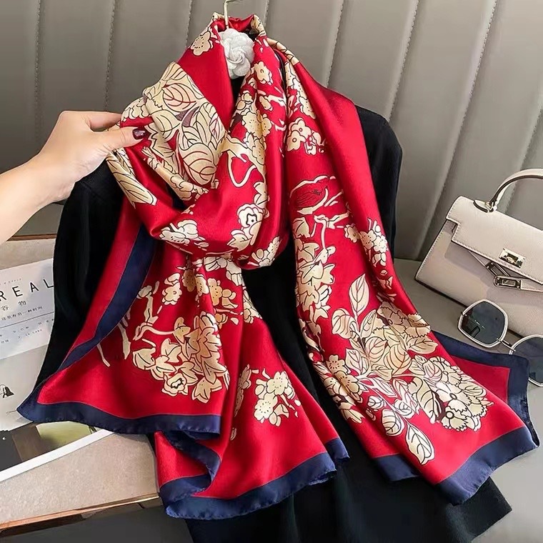 2023 New Arrival Li Brocade Forged Sunflower Letter D Printed Silk Scarf Light Luxury Elegant Shawl High-end Gift Giving Scarf for Women