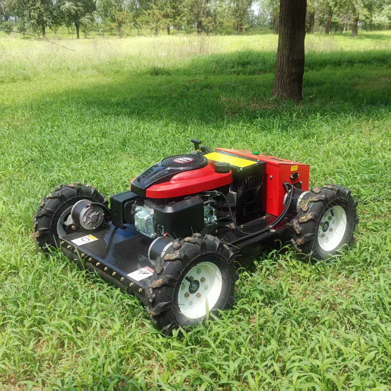Source manufacturer wheeled remote control lawn mower HT550 landscaping weed cutter all-terrain four-wheel drive lawn mower
