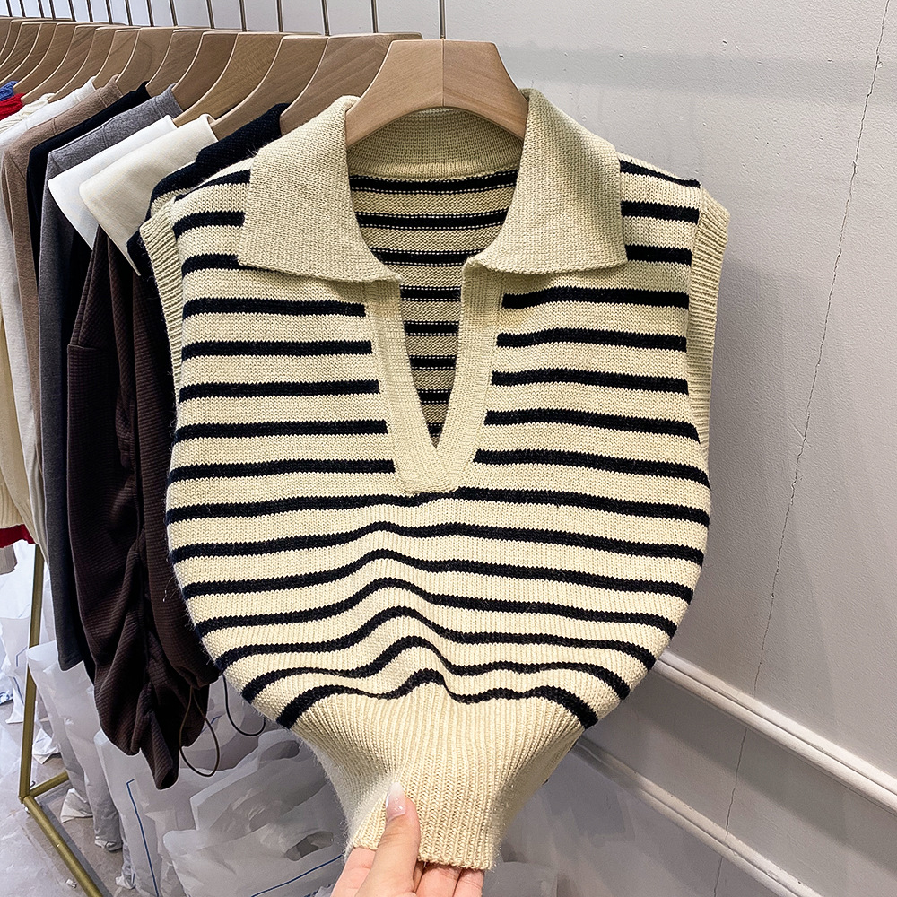 Picture of Retro Hong Kong Style Stripesd Knitted Vest for Women in Autumn and Winter New Style Lapel Sleeveless Waistcoat Vest Outer Wear