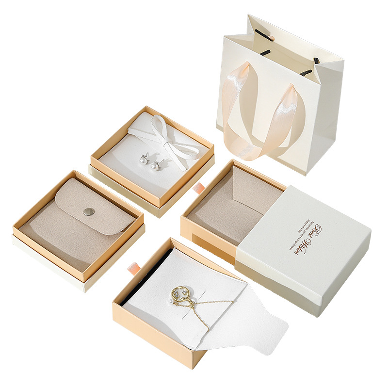 Picture of White powder jewelry packaging box suit light luxury high-end heaven and earth cover jewelry box storage snap button flannel bag in stock wholesale