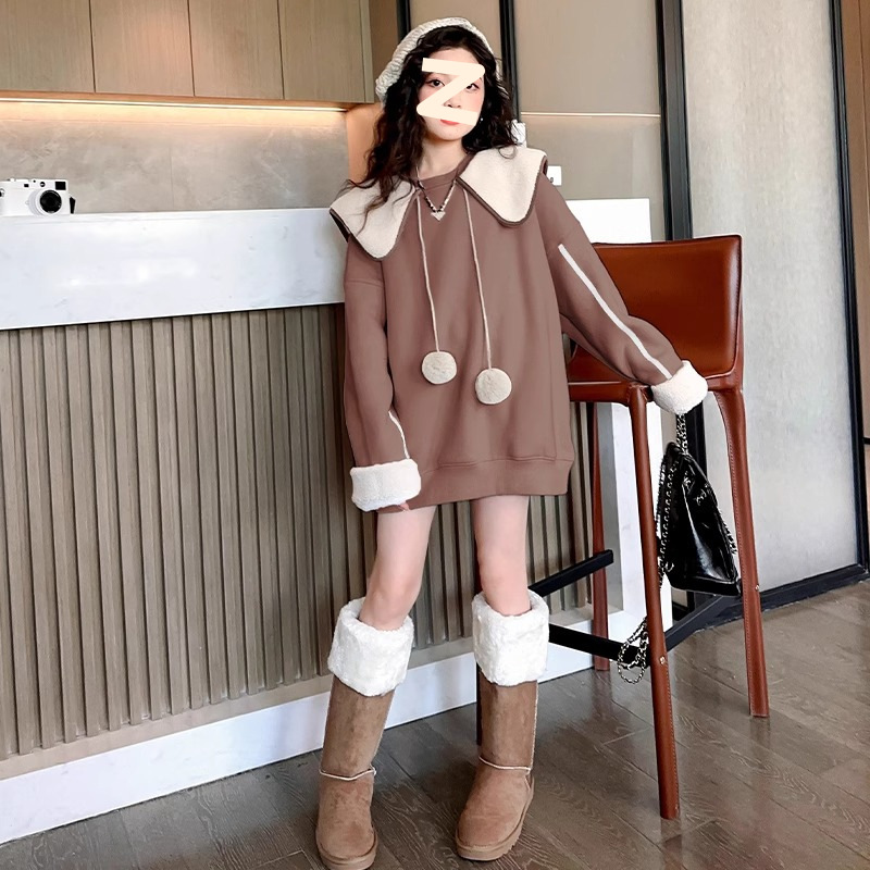 Picture of Girls' Autumn and Winter Fashionable Korean Style 2024 New Middle and Long Loose fleece-lined Thickened Sweatshirt for Children