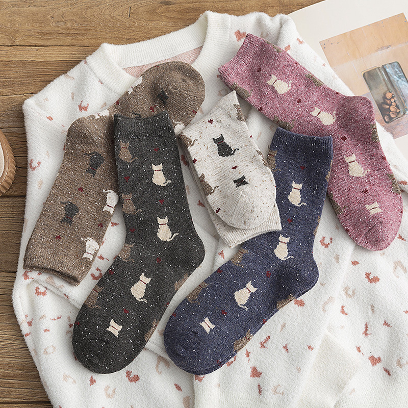 Point Yarn Kitten Wool Socks Women's Thickened Winter Mid-barrel Warm Japanese Style Cartoon Cute Cat Vintage Stacked Socks