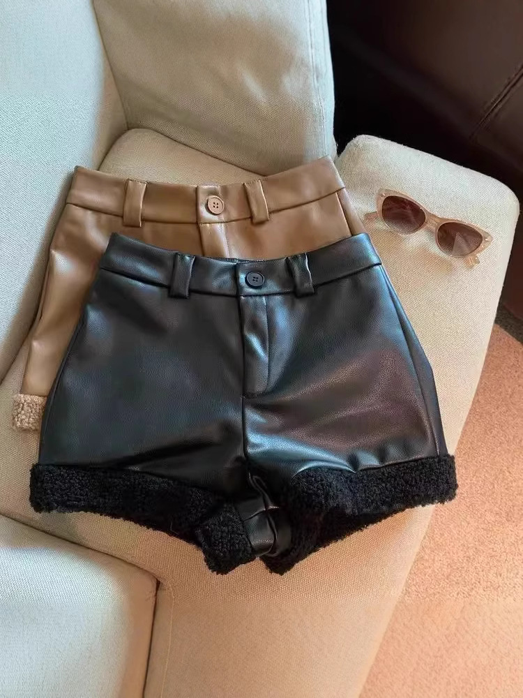 Maillard Retro Pants Autumn and Winter Women's Petite Retro Fluffy Stitching Puleather Shorts Premium Leggings