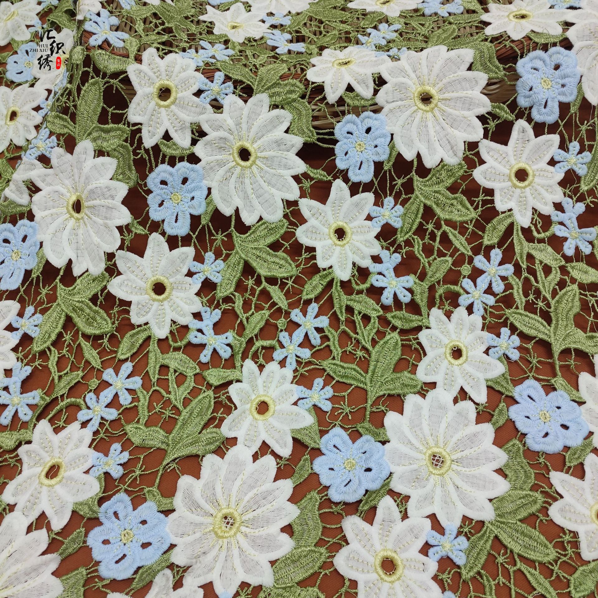 High Quality Multicolor Water Soluble Fabric Water Soluble Embroidery Multicolor Embroidery Lace High Set Cheongsam Dress Fashion Fabric