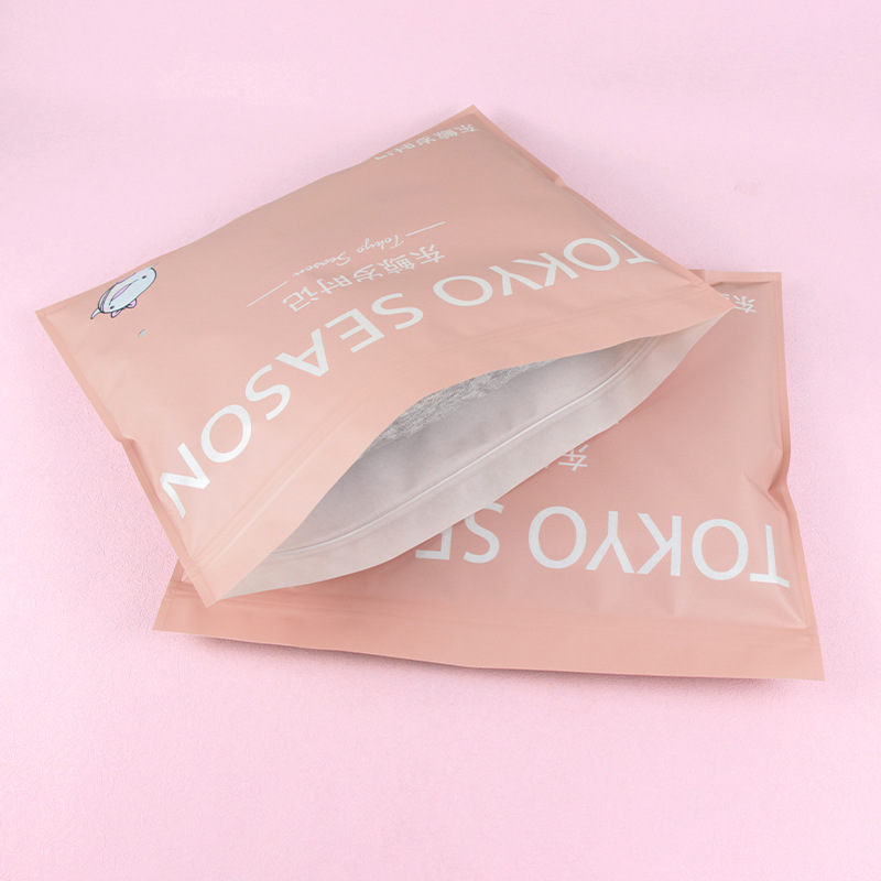 Customized White Kraft Paper Plastic Clothing Bag Matte Film Composite Waterproof Sealed Bag Intimates Yoga Clothing Packaging Bag