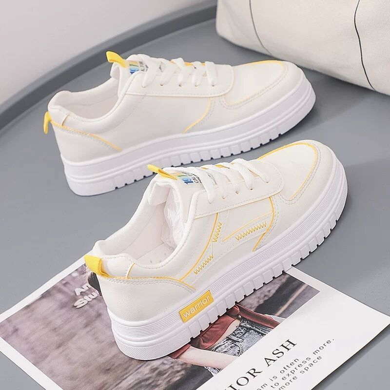 Picture of 2022 Spring New White Shoes Women's Breathable Spring and Autumn Fashion Sneakers Student Leather Women's Shoes Flat Sports Trendy Shoes