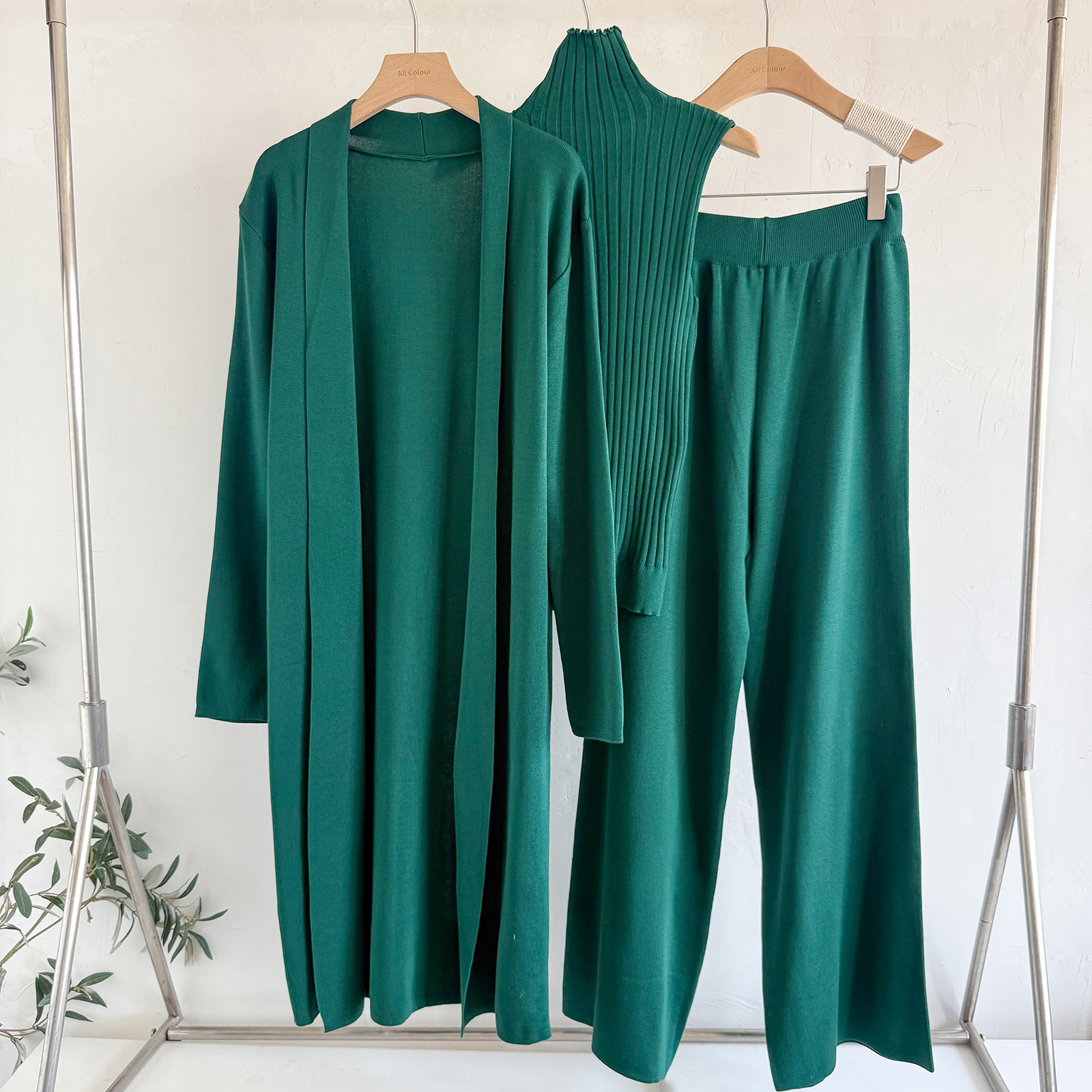 Picture of Cross-border Amazon Spring and Autumn New Lazy Elegant Knitted suit Sleeveless Vest Sweater Cardigan Pants Three-piece Set