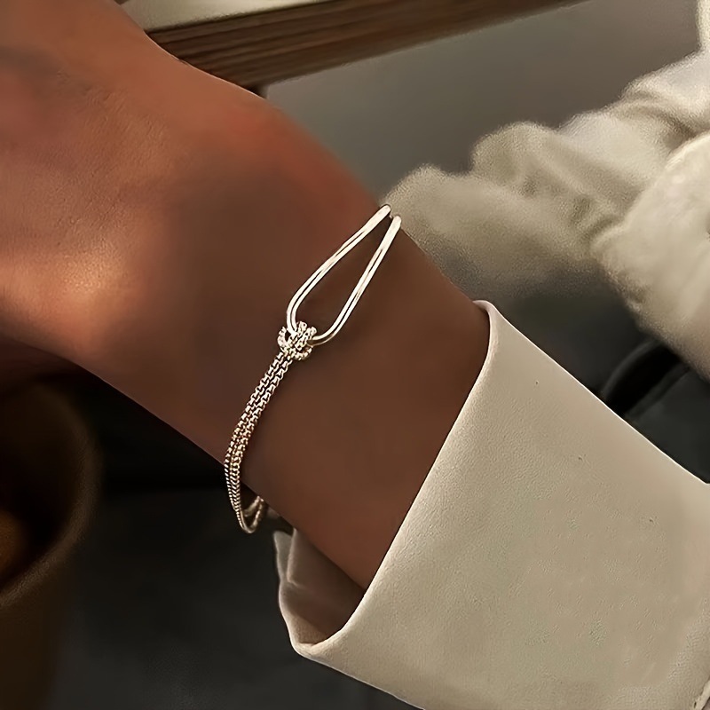 European and American Cross-border Hot Sale Light Luxury High-end Knot Double-layer Half Bracelet Bracelet Women's Minimalist Kink Bracelet