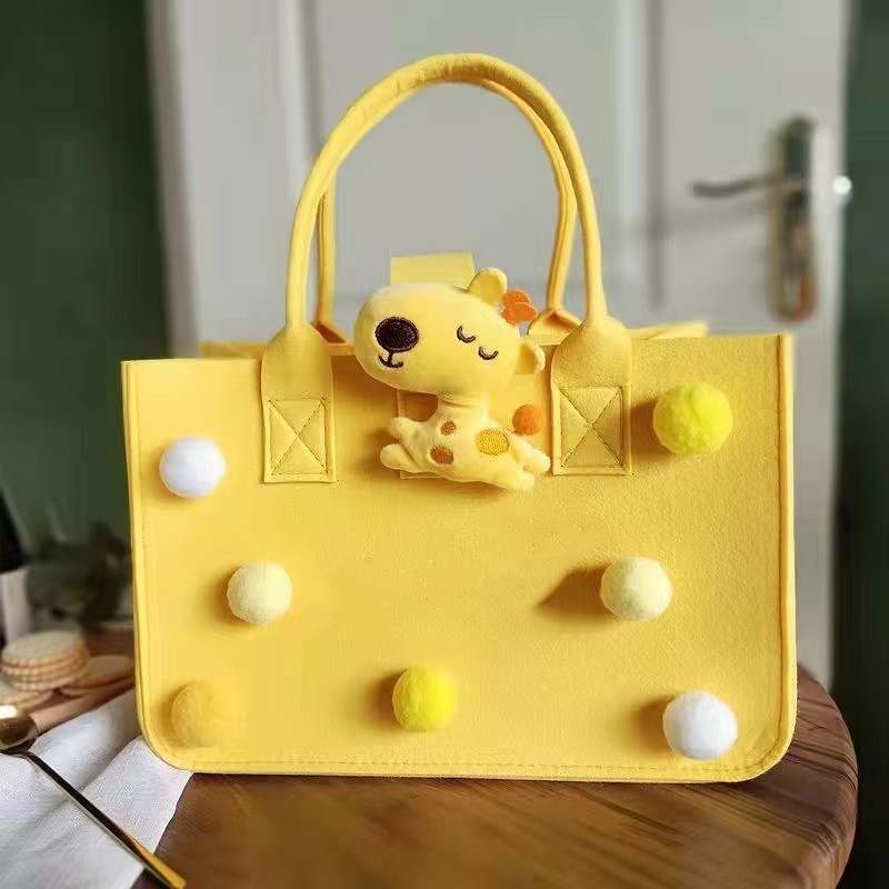 Picture of Handbag Tote Bag Mid-Autumn Festival Cartoon Felt Bag Souvenir Small Bag Baby Full Moon Banquet Bag Mid-Autumn Festival Souvenir