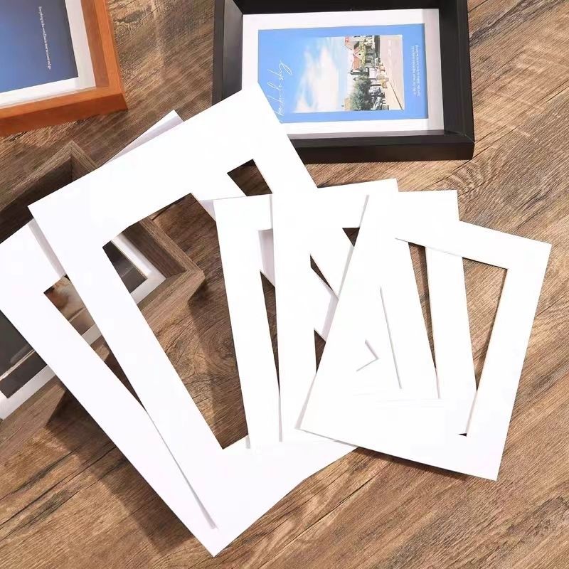 Picture of Wall-mounted photo frame lined with picture frame cardboard mounting paper mounting photo gouache painting sketch calligraphy and painting mounting frame