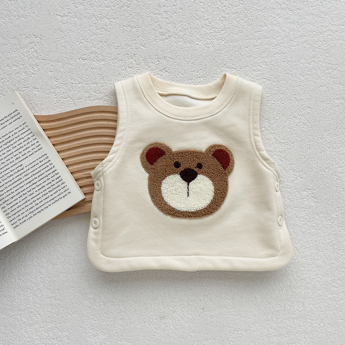 Picture of 2025 Baby Winter Clothing K-Style Kidsren's Cute Cartoon Velvet Vest Male and Female Baby Winter Warm Versatile Vest