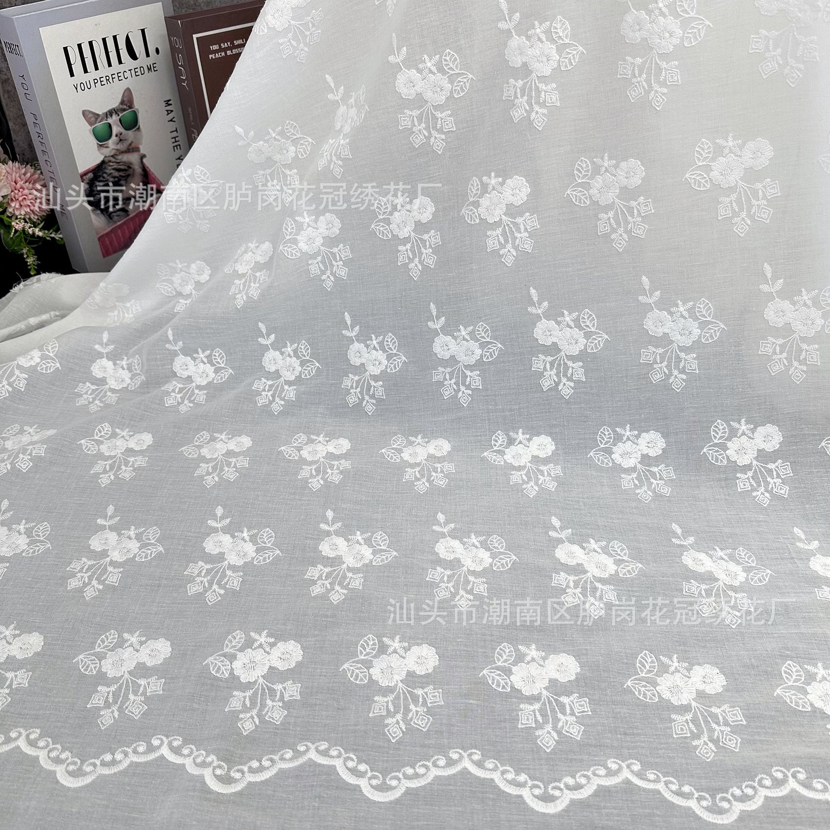 Cotton lace embroidery fabric ins autumn 9088 cotton cotton thread clothing tablecloth home textile water-soluble electroembroidery fabric