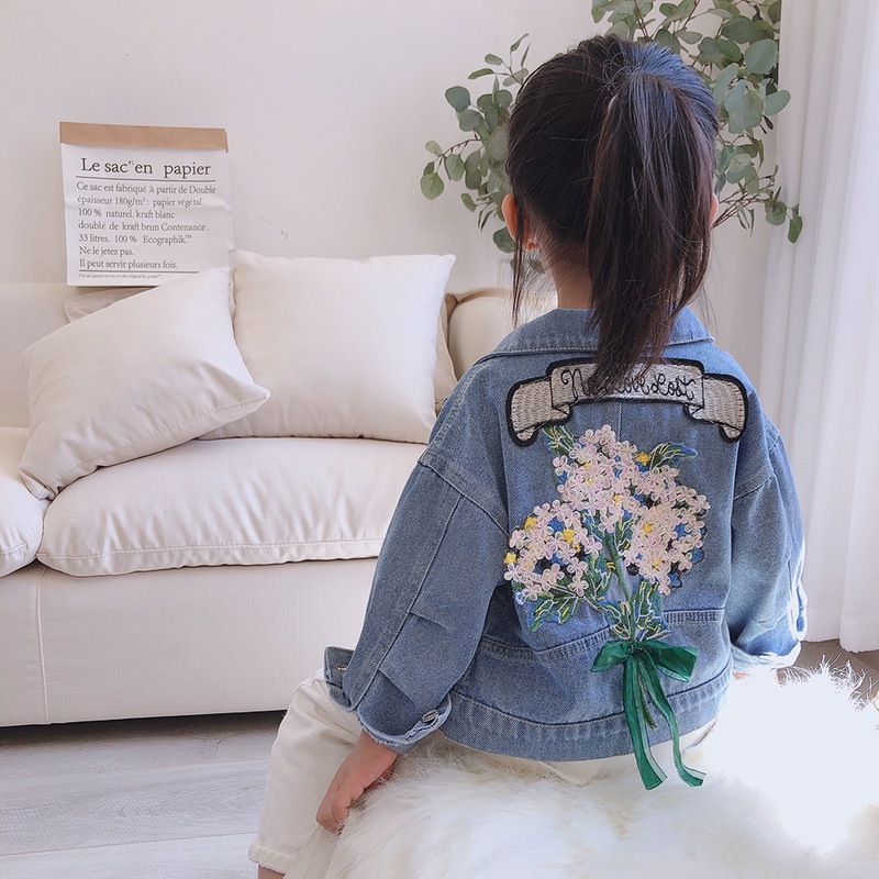 2025 Spring and Autumn New Style Girls' Cute and Plaid Retro Flower Denim Jacket Children's Personalized Western Style Jacket
