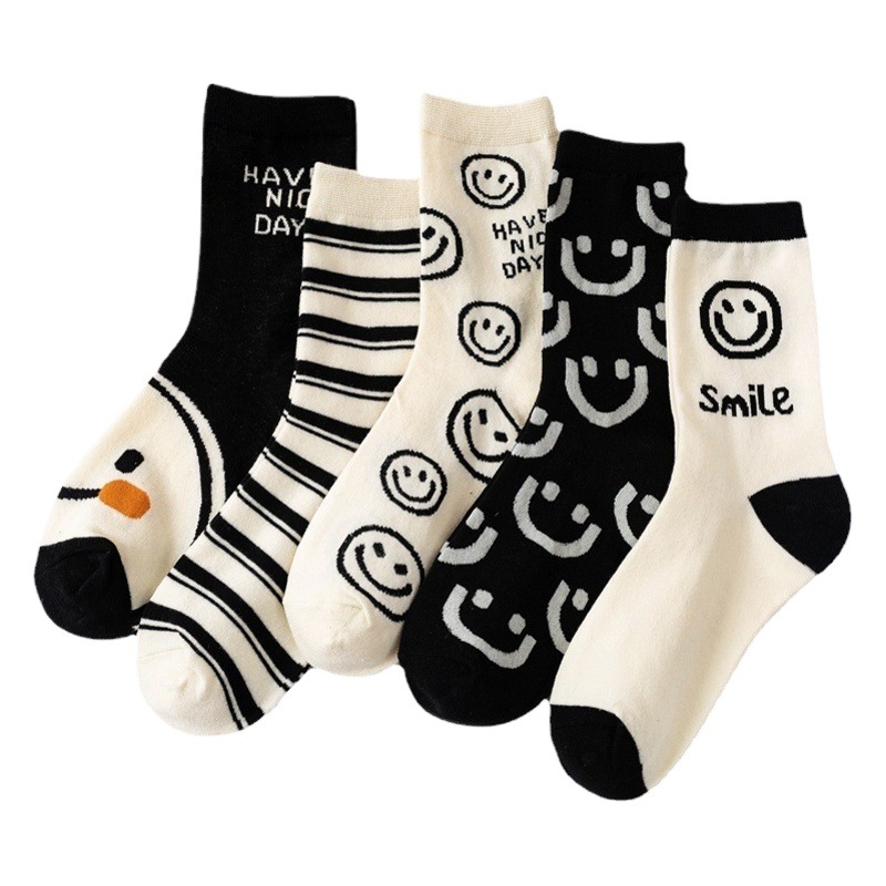 Japanese style socks women's black smiley face cotton mid-tube women's socks combed cotton all-match alphabet college fashion socks