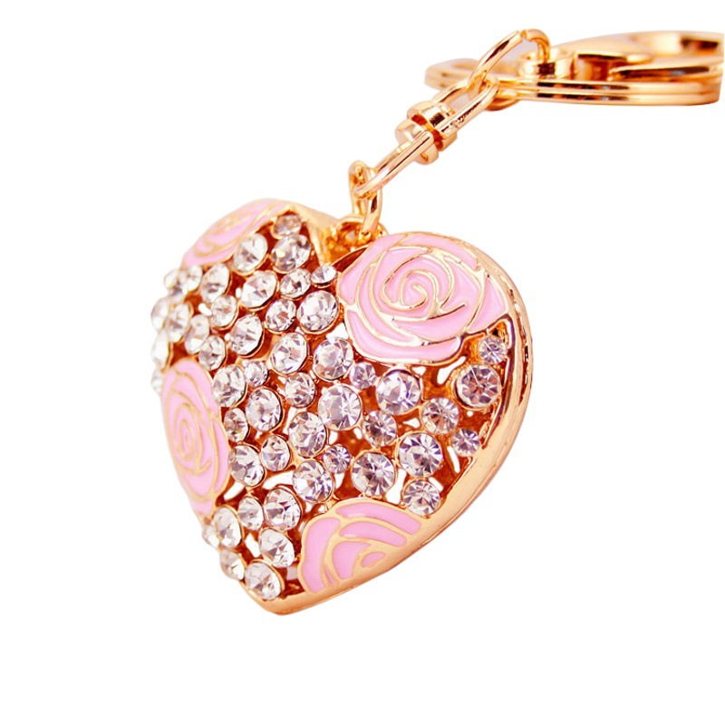 Creative Crystal Rose alloy peach heart car keychain women's bag accessories heart-shaped couple pendant 206