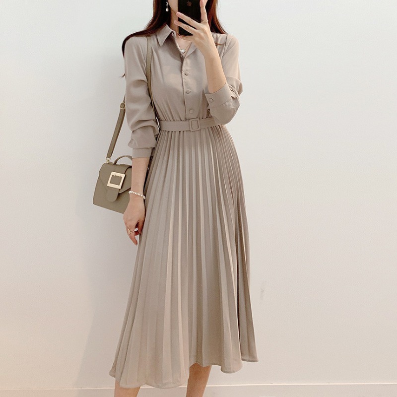 South Korea chic autumn design sense niche single-breasted lapel shirt dress high waist pleated skirt bottoming dress
