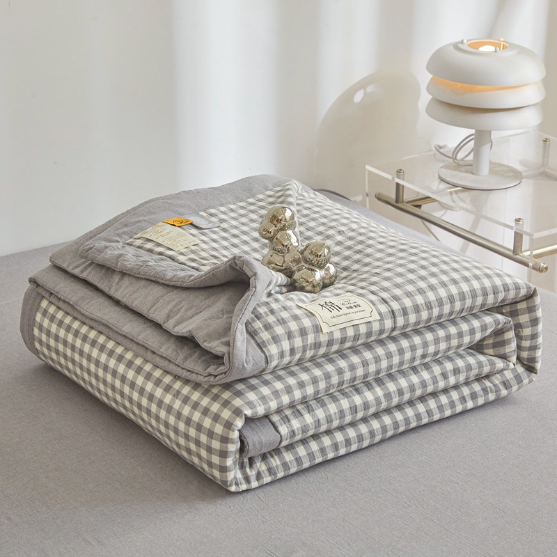 Picture of Class A Maternal and Infant Grade Xinjiang Cotton Summer Quilt Non-printed Wind-washed Cotton Summer Cool Quilt Plaid Air-conditioning Quilt Summer Thin Quilt