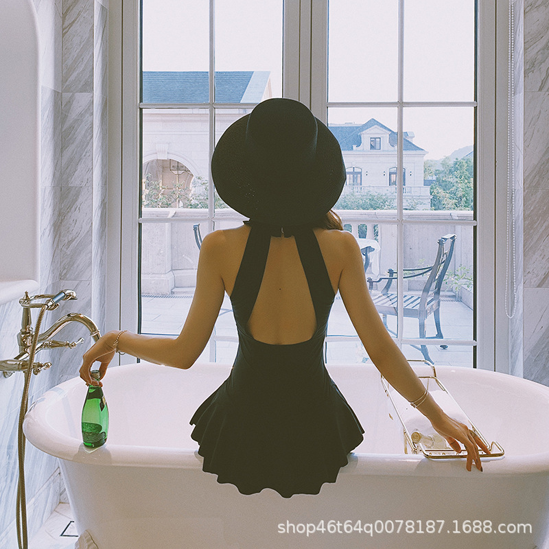 One-Piece Swimsuit for Women 2025 New Sexy Beautiful Back Slimming Look Belly Cover Korean Ins Pure Desire Popular Hot Spring Bathing