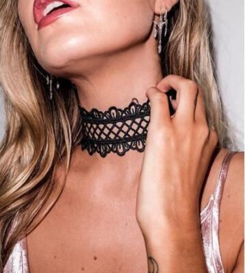 Picture of Cross Border Accessories Women's Neck Strap Court Gothic Spice Girl Neck Chain Lace Necklace Choker Clavicle Chain Collar Collar Vintage