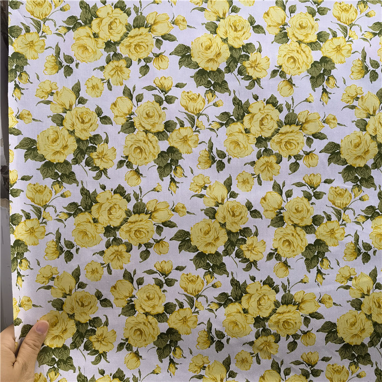 Picture of 3 Color Rose Cotton Twill Printed Fabric Bedding Handmade Home Clothes Pajamas Doll Fabric Wholesale
