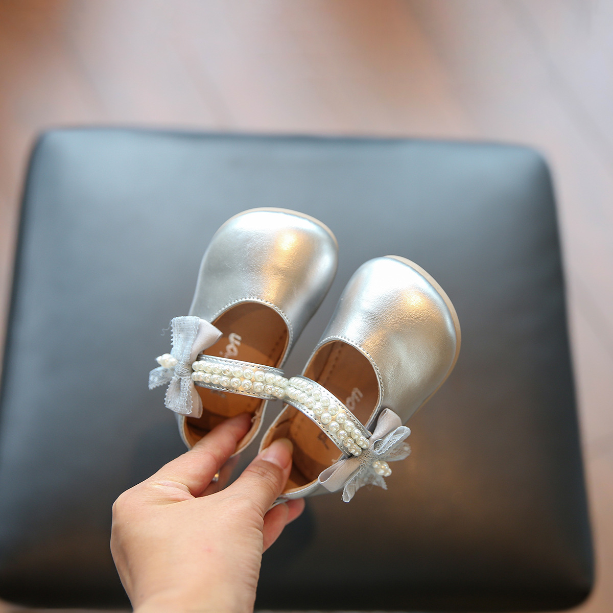 2025 Autumn New Baby Leather Shoes Korean Princess Baby Soft Sole Single Shoes 1-2-3 Year Old Kids Shoes Wholesale