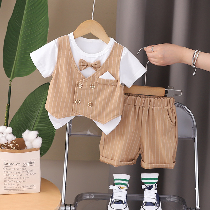 Picture of Wu Xiaoqi Children's Clothing 2024 Summer New Style 0-4 Boys' Bow Tie Four-Button Vest Baby Shorts Trendy and Cool Suit