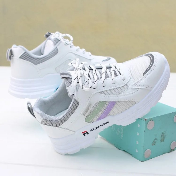 Picture of 2025 Summer New Lace-up Casual sneaker Breathable Mesh White Shoes Soft Sole All-match Running Shoes Student Shoes