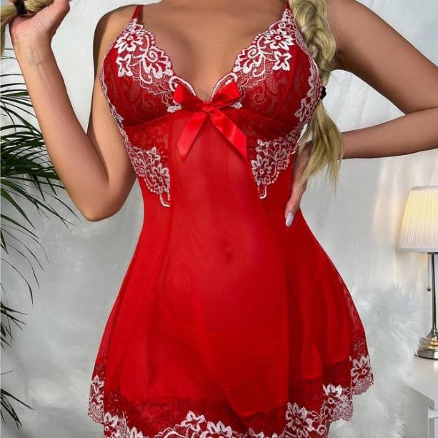 European and American Sexy Lingerie Pajamas Lace Mesh See-Through Nightgown Suspender Skirt