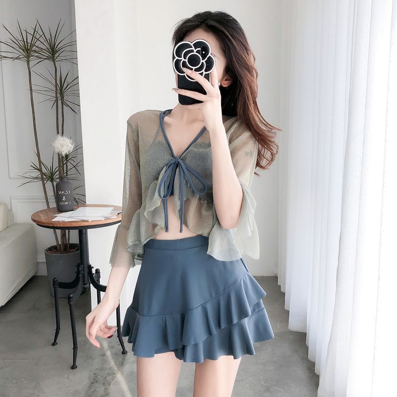 Factory wholesale swimsuit women's four-piece South Korea ins sexy slim belly bikini blouse a generation of hair