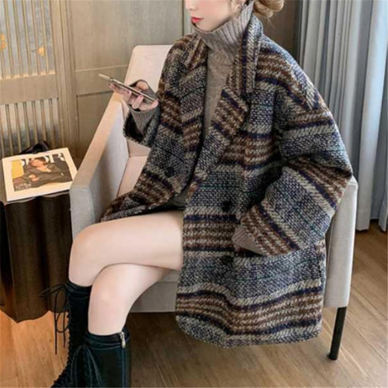 Popular 2025 Autumn and Winter New Korean Style Mid-Length Plaid Woolen Outwear for Women with Small Tweed Outwear Trendy