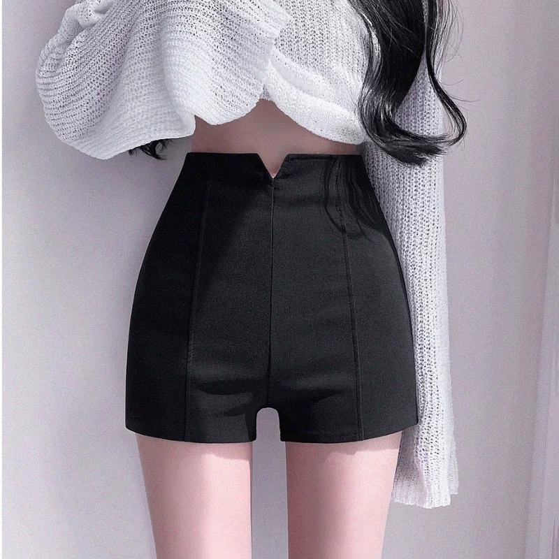High waist white bottoming shorts women's outer wear new 2023 early spring small online celebrity A- line slimming wide leg pants