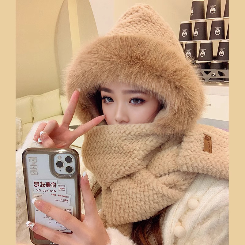Picture of Cute Bear Hat Gloves Three-in-One Scarf Plush Hat Winter Riding Women's Easy Outdoor High-Level Warm Hat