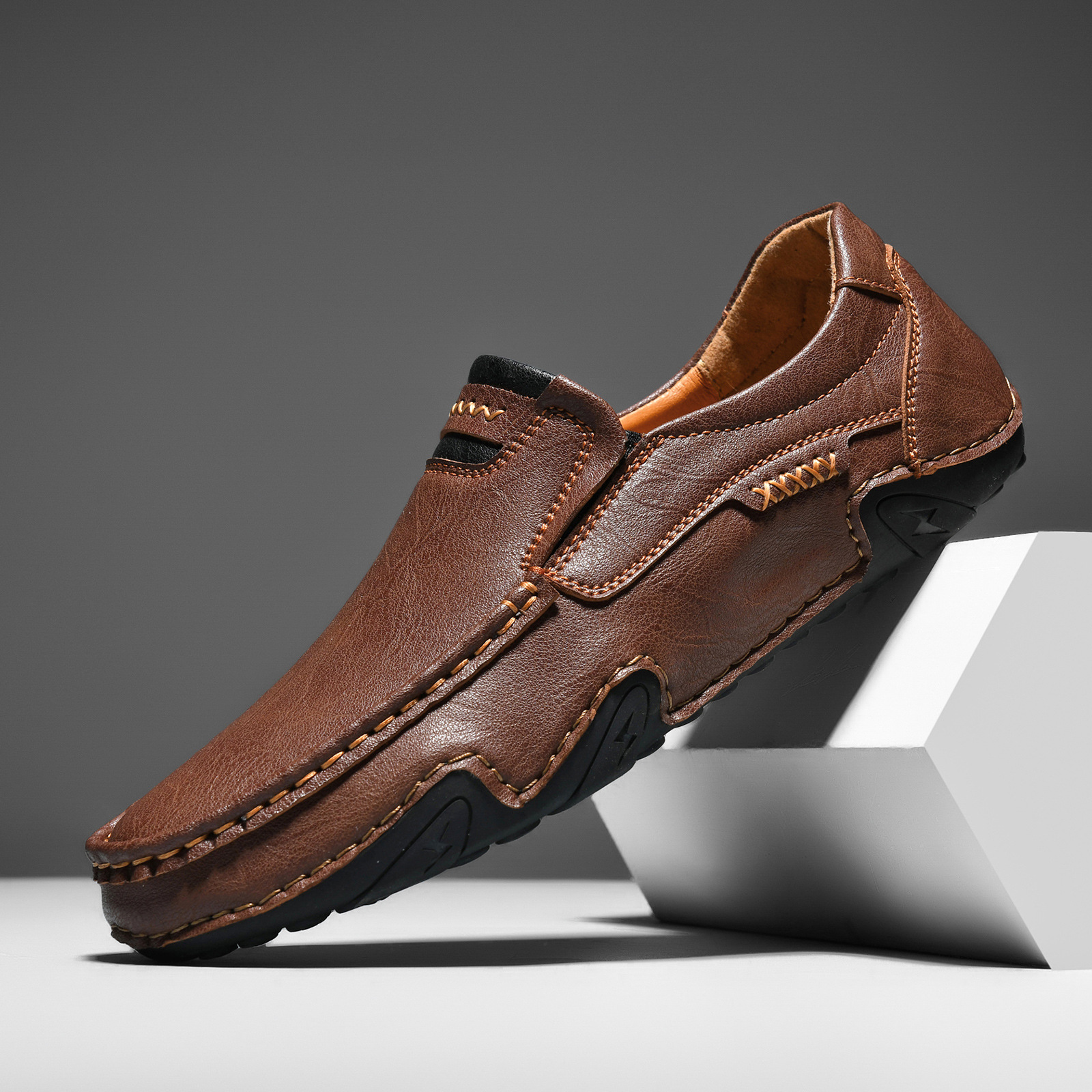 Hollow Hand-stitched Men's Shoes Outdoor Casual Shoes Slip-on Flat Leather Shoes Low-top plus size Cross-border Loafers
