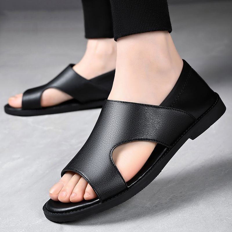 Summer Men's Sandals Casual Cave Shoes Breathable Soft Bottom Soft Surface Outdoor Beach Shoes Slip-on Two-Wear Car Shoes