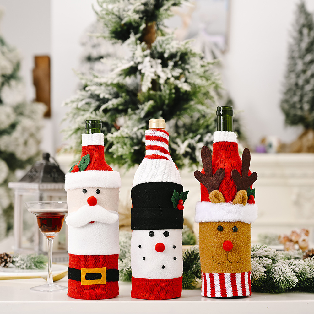 Foreign trade Christmas decoration knitted flannel cartoon wine bottle cover creative cartoon old wine bottle cover elk wine bottle bag