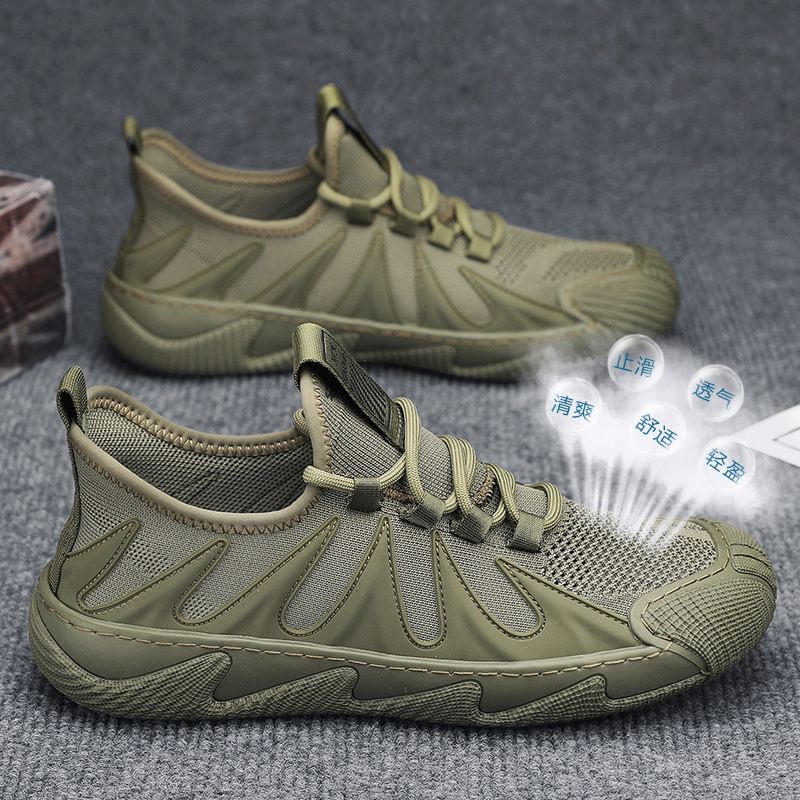 Picture of Trendy Labor Protection Shoes for Men 2023 New Summer Breathable Mesh Fly-Knit Sports Shoes Construction Site Wear-Resistant Non-Slip Work Shoes