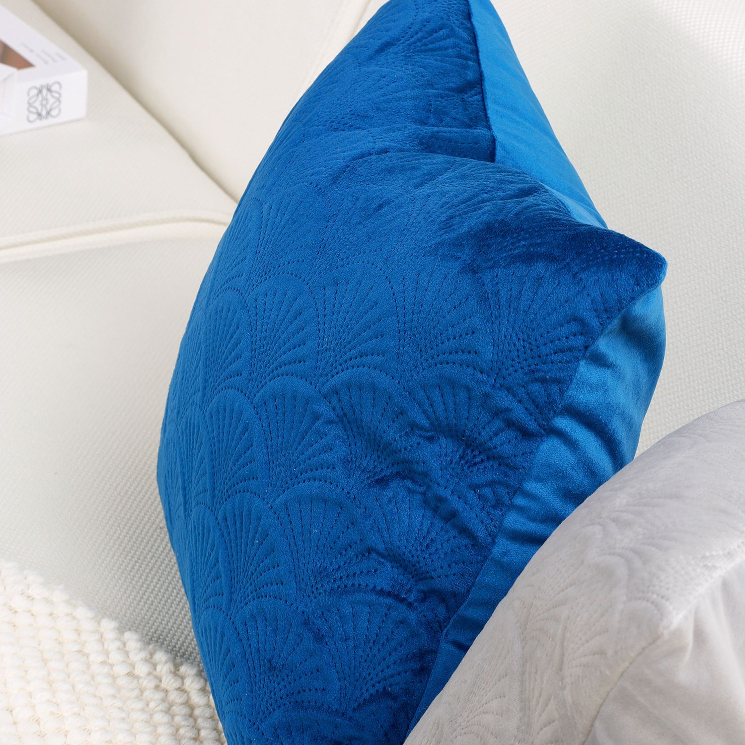 Picture of Scandinavian Style Ginkgo Leaf Sofa Pillowcase Living Room Decoration Pure Color Velvet Back Cushion Cover, Home Bedside Cushion