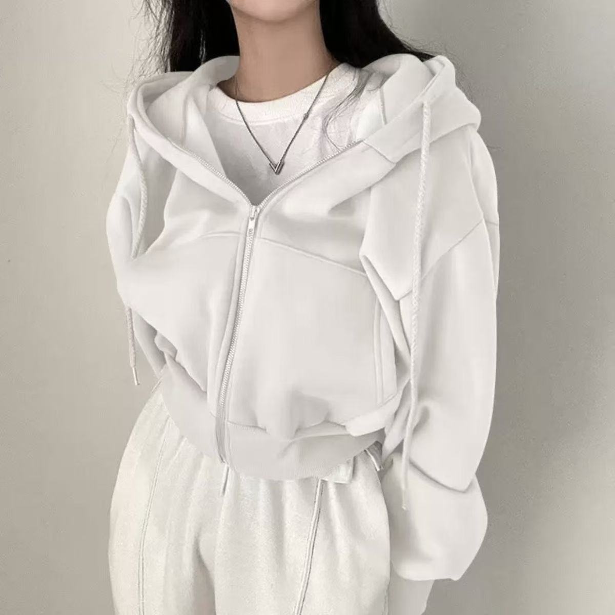 Picture of 2024 Spring and Autumn New Ins fleece-lined All-match Fashion Short Slim-fit Zipper Warm Navy Blue Hooded Women's Sweatshirt