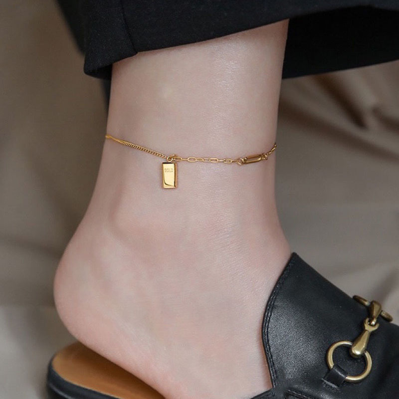 Simple and Fashionable Small Bric Anklet Women's Light Luxury High-end Sense Titanium Steel 18k Gold Foot Decoration Exquisite Internet Celebrity Ins Jewelry