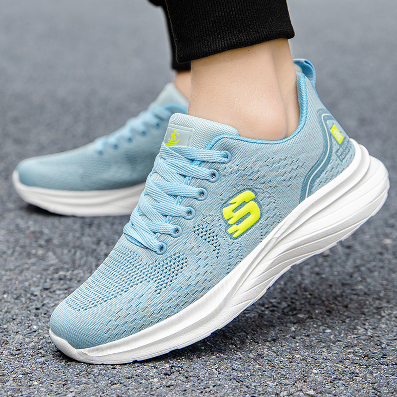 Cold Sticky Shoes Unisex Flying Woven Breathable Lightweight sneaker Casual Shoes Student Fresh Style Fashionable sneaker Shoes