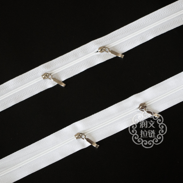 Picture of In stock bleached No. 3 quilt cover zipper double-headed home textile quilt cover pillow zipper factory wholesale white zipper finished product