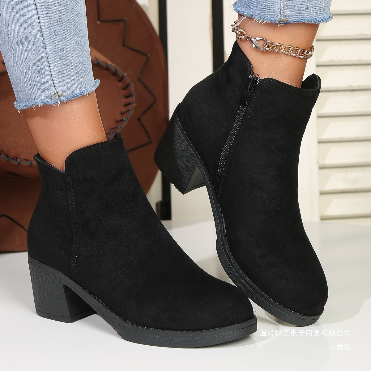 Picture of Foreign trade new plus-size suede side zipper short leg Martin boots women's cross-border round toe thick heel thin round toe skinny boots