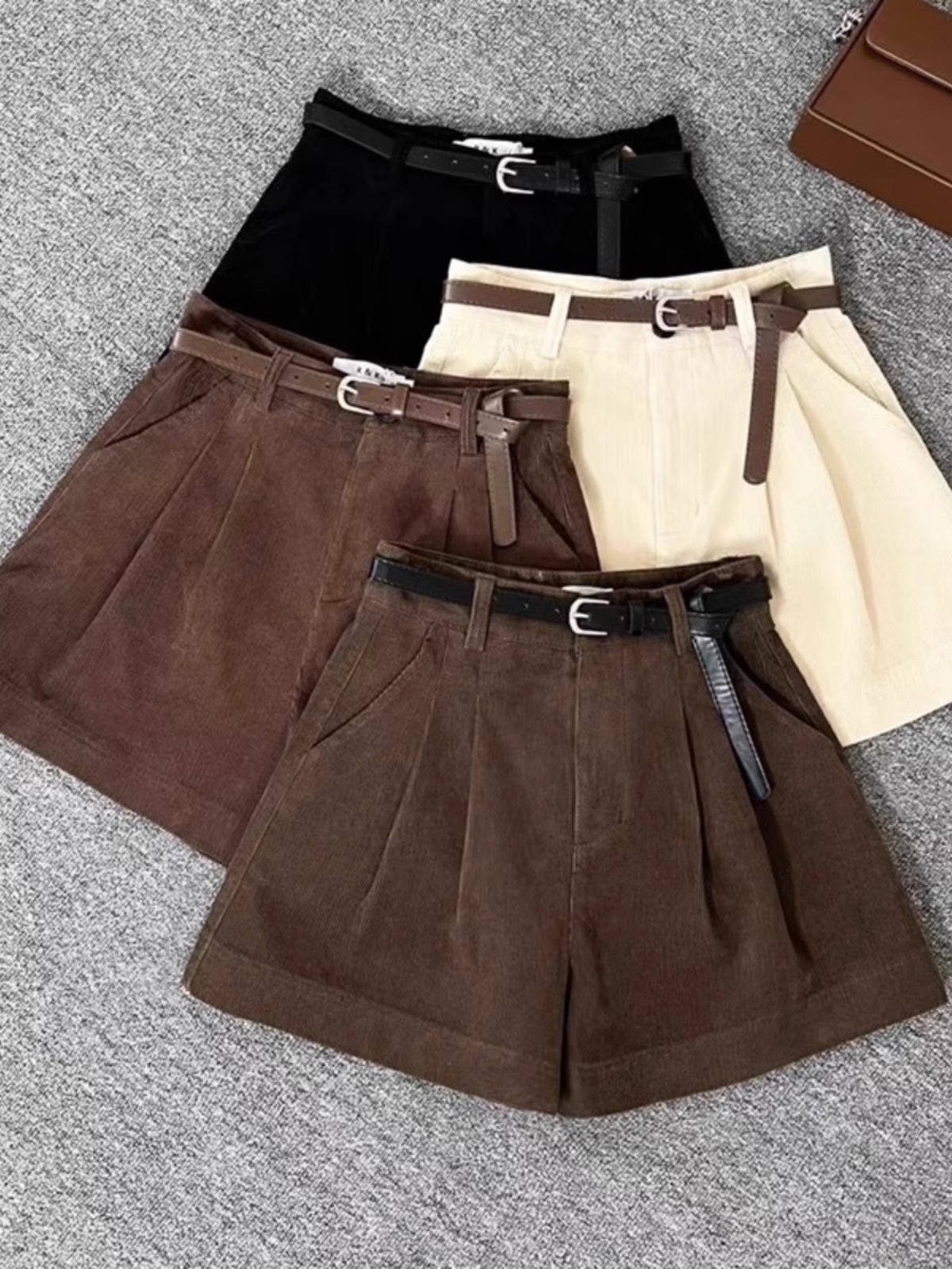 Brown High-Waist Slim Corduroy Shorts for Women 2025 Autumn and Winter New Fashion Korean Style Wide-Leg Pants for Small People Boot Pants