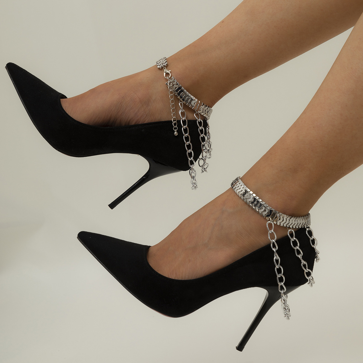 Picture of Cross-border Hot Selling Multi-layer Tassel Hip-hop Foot Chain Women's European and American Exaggerated Personality Geometric Metal Chain Shoe Chain Accessories